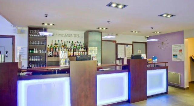 Kyriad Dijon Est Mirande, Prenota Hotel Digione Bourgogne Wine Route