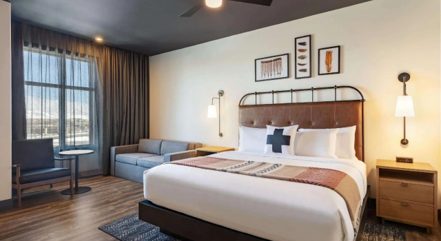 Двухместный полулюкс Origin Westminster a Wyndham Hotel