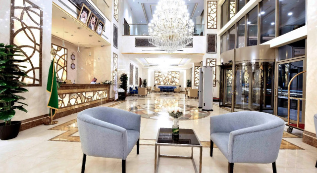 Iridium 70 Hotel