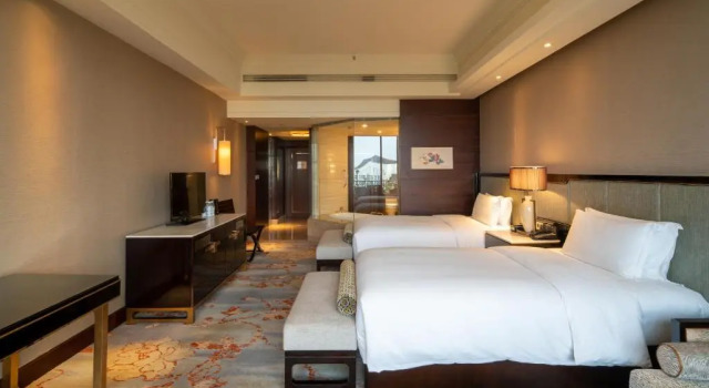 Двухместный номер Standard InterContinental Heilong Lake by IHG