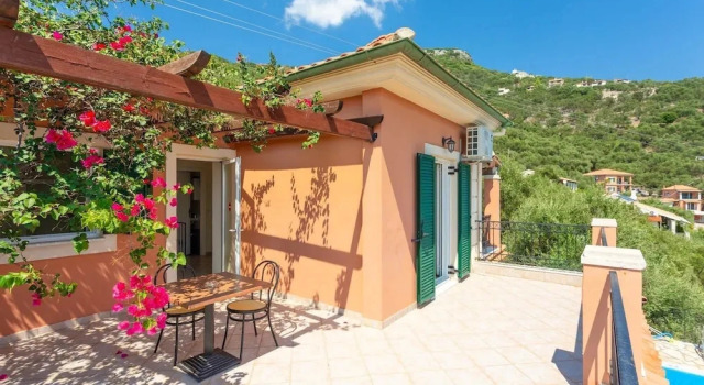 Коттедж Vasillis Large Private Pool Walk to Beach Sea Views A C Wifi Car Not Required - 1026