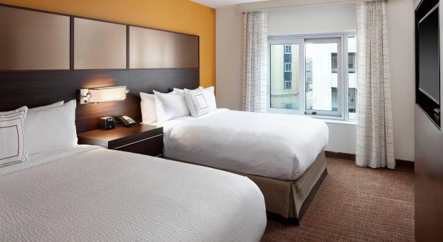 Четырёхместный люкс c 1 комнатой Residence Inn by Marriott San Jose Cupertino