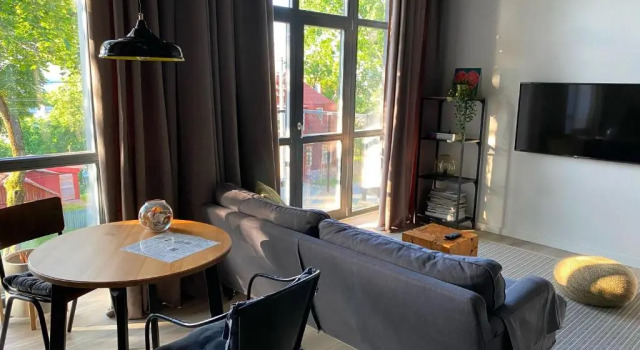G - Owl Jazz -Modern loft type apartment 18 with big roof terrace and free private parking, Prenota Appartamento Kaunas Contea di Kaunas