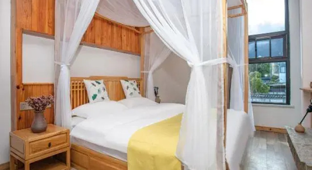 Люкс Dali Ancient City Rugui Inn Egret Haven Bai Lodge