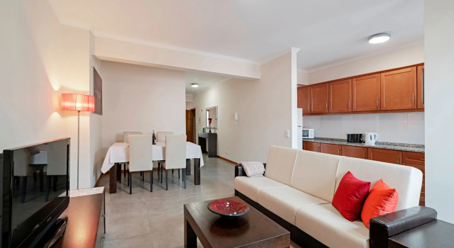 In the pedestrianised Funchal Old Town, close to amenities | Taberna Apartment 4, Rezerwuj Apartament Santa Maria Funchal