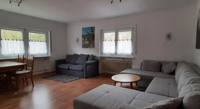 Steepleview House, Schwarzwaldblick Apartment - spacious & peaceful, Reserva ahora Apartamento Hoteles en Baden-Wurtemberg con aparcamiento, Aparcamiento