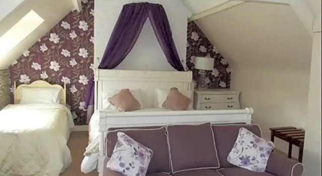Meath Arms Country Inn, Prenota Hotel Aughrim 