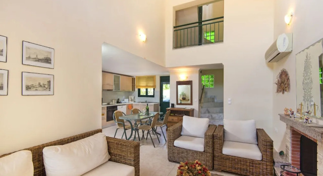 Theretra Kiotari Villas