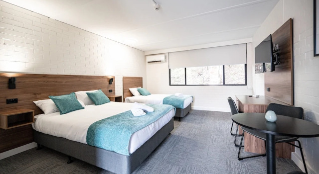 Standard suite Browns Plains Hotel