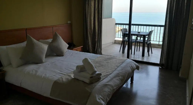Номер Standard Holiday Suites Hotel & Beach Resort