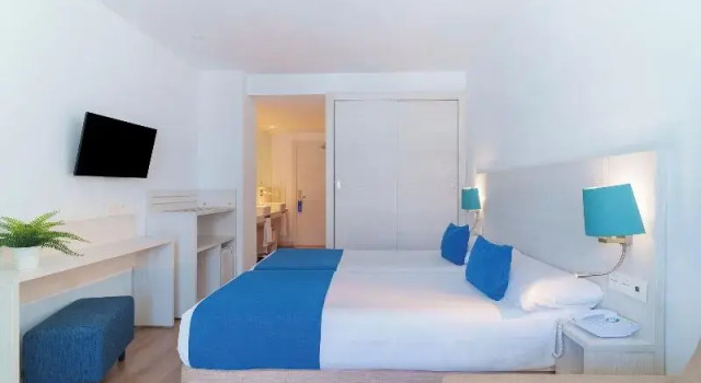 Двухместный номер Standard с балконом Spirit Hotel Benalmadena Beach