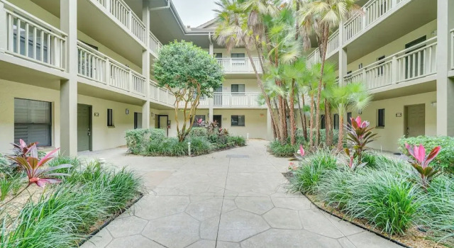Bonita Springs Condo w/ Community Pool!