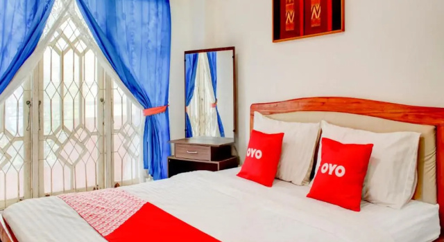 Номер Economy RedDoorz near Gapura Kota Banjarmasin