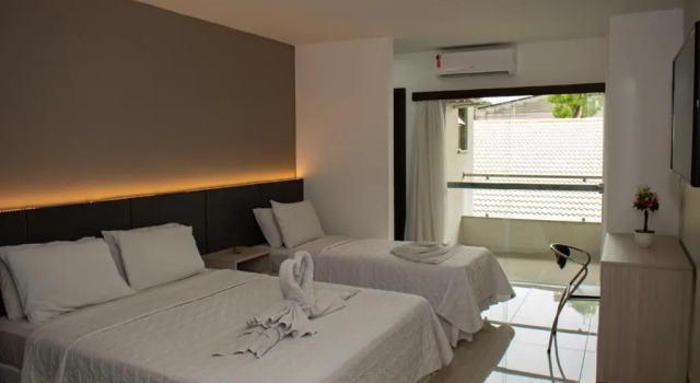 Четырёхместный номер Standard Hotel BHS