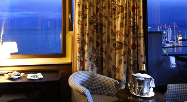 Romantik Hotel Mont Blanc au Lac, Rezerwuj Hotel Hotele w Vaud z basenem, Basen