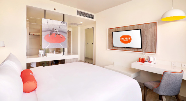 HARRIS Hotel & Conventions Bundaran Satelit Surabaya
