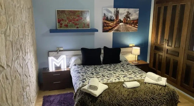 Pop House, Book Hotel Hoteller i Úbeda med parkering, Parkering