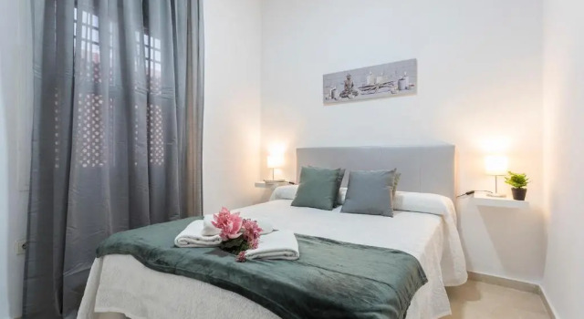 Centro 4 Rooms 3 baños Parking, Забронировать Отель Отели Херес-де-ла-Фронтера с парковкой, рядом с Винотека Гонсалес Байасс, Парковка