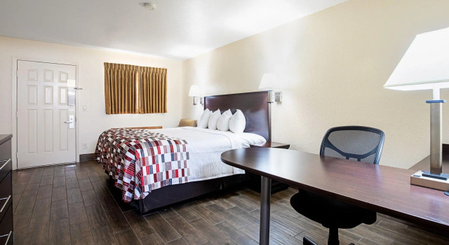 Superior Zimmer Baymont by Wyndham Kingman