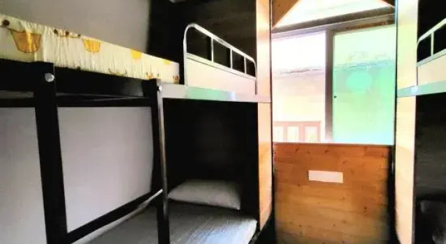 Кровать в общем номере (мужской номер) Pingtan MEOW Marcia Holiday Hostel (Aoqian Branch)