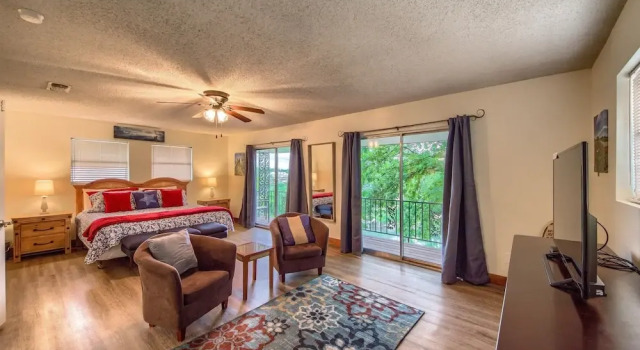 Texas River Haus LD1683
