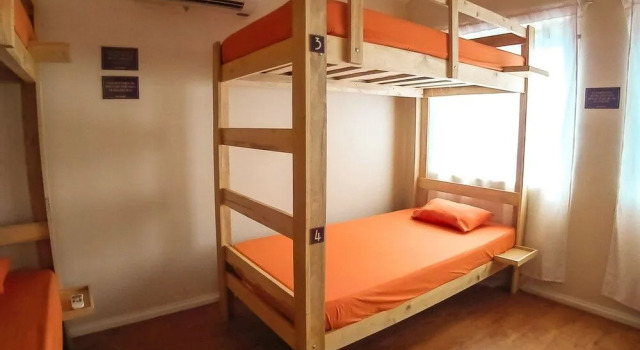 Hostel Dos Monos