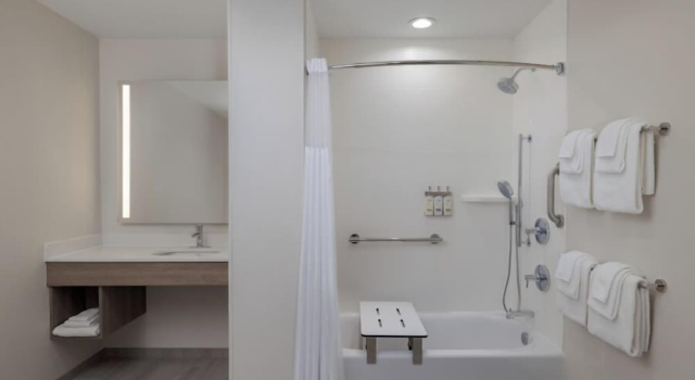 Номер Standard Holiday Inn Express And Suites Huntsville Northeast by IHG