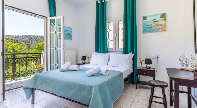 Casa Mia - 5 min from Stafilos beach, Забронировать Отель Отели Скопелос с парковкой, Парковка