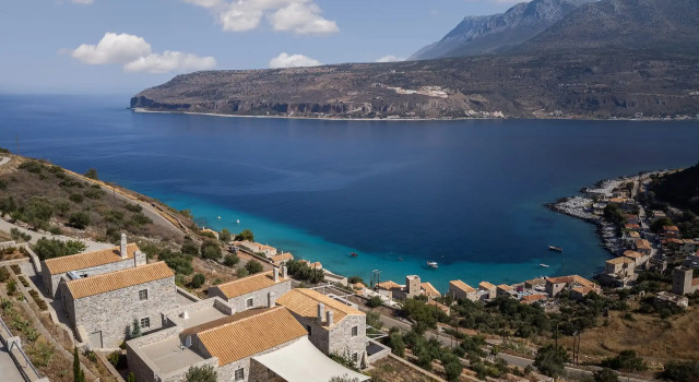 Trapela Luxury Suites, Rezerwuj Hotel Hotele w Lakonia z parkingiem, Parking