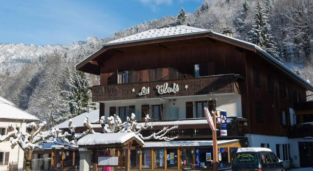 Alpine Chalet with beautiful views, Забронировать Шале Виллы Овернь-Рона-Альпы, Вилла