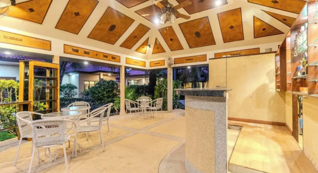 Bungalow On Small Peaceful Resort V247, Забронировать Курортный отель Курортные отели острова Пхукета, Курортный отель