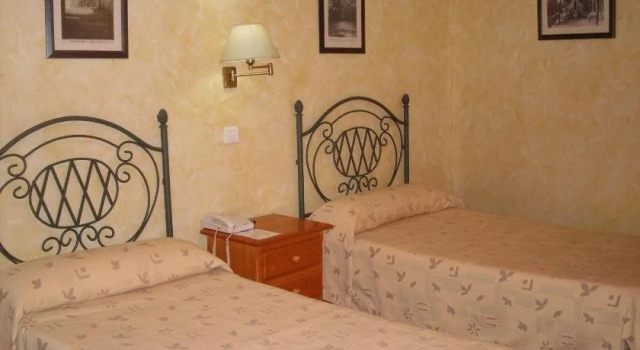 Hotel Rural L’Ocell Francoli, Prenota Hotel L'Espluga de Francoli Provincia di Tarragona