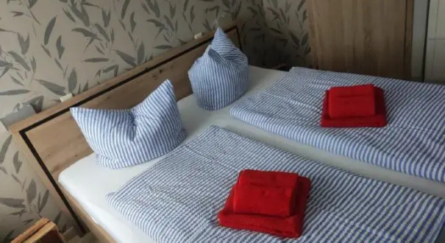 Apartmenthaus Robbe Luv, Забронировать Апартаменты/квартира Отели Нойхарлингерзиль с парковкой, рядом с Ferry Terminal Neuharlingersiel, Парковка