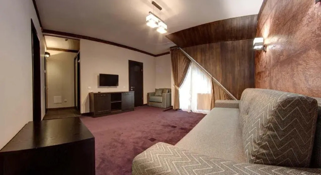 Karpatski, Rezervovat Hotel Bukovel 