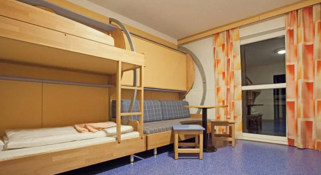 Jugendparadies & Sporthotel Bachlehen, Забронировать Отель Отели Радштадт с бассейном, рядом с 8-местный подъемник Кенигслеен №1, Бассейн