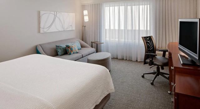 Четырёхместный номер Standard Courtyard Fort Worth I-30 West Near NAS JRB