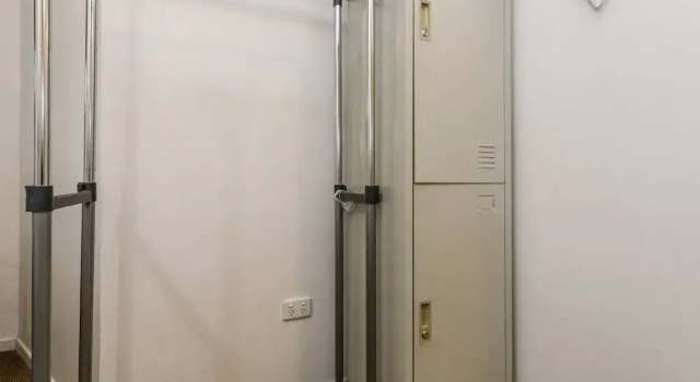 Кровать в общем номере (женский номер) Bowen Terrace Accommodation