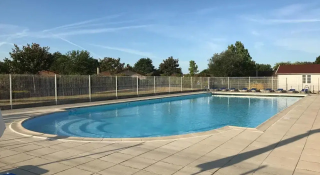 Коттедж Soothing Holiday Home With Pool