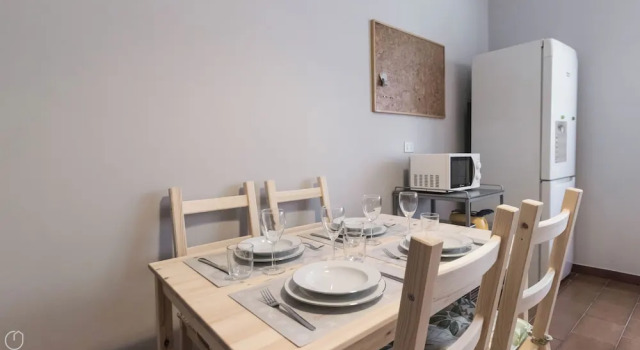 Italianway Easy - Sanfelice 10, Book Hotel Milan Lombardy