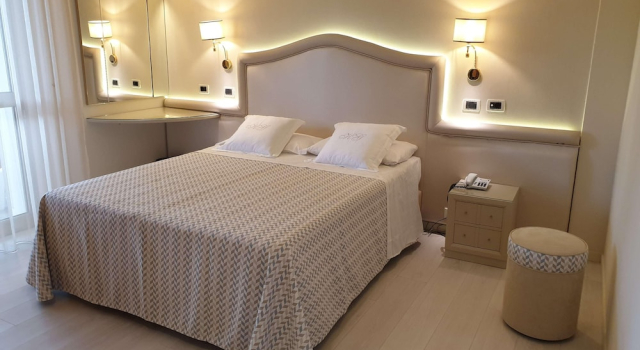Номер Standard с частичным видом на море Hotel Globus