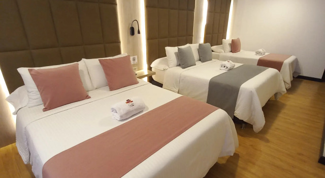 Пятиместный номер Standard HOTEL SANTORI