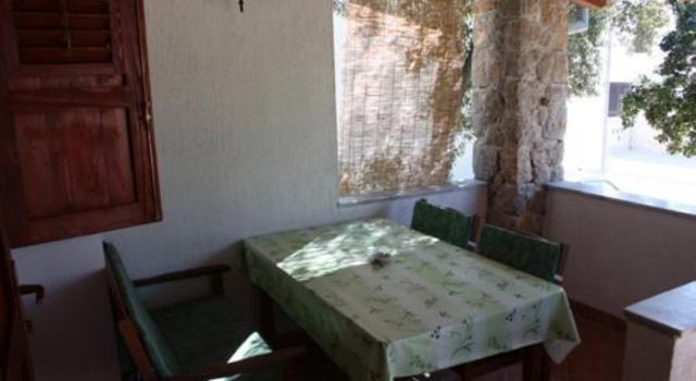Apartment Mis - apartments close to sea: A1 Petrcane, Zadar riviera