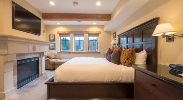Three Bedroom Suite 3 Apartment Hotel by Redawning, Varaa Huoneisto Deer Valley 