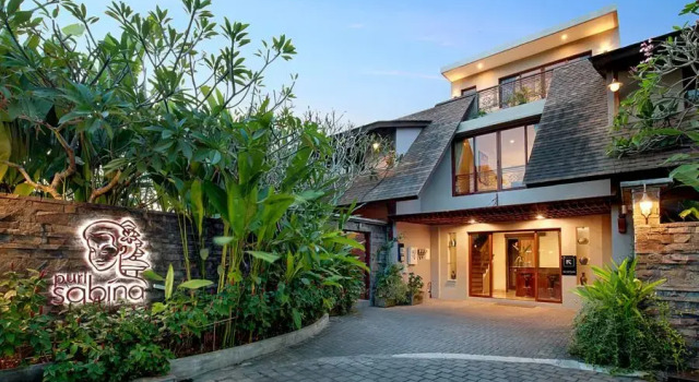 Люкс Puri Sabina Bed & Breakfast