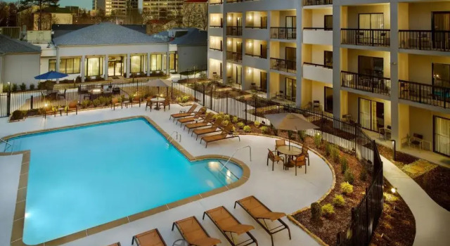 Номер Standard Courtyard by Marriott Perimeter Center