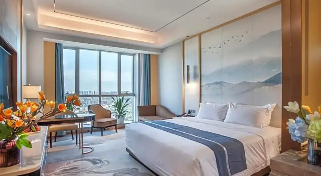 Двухместный номер Superior Ramada by Wyndham Changsha South Bus Station