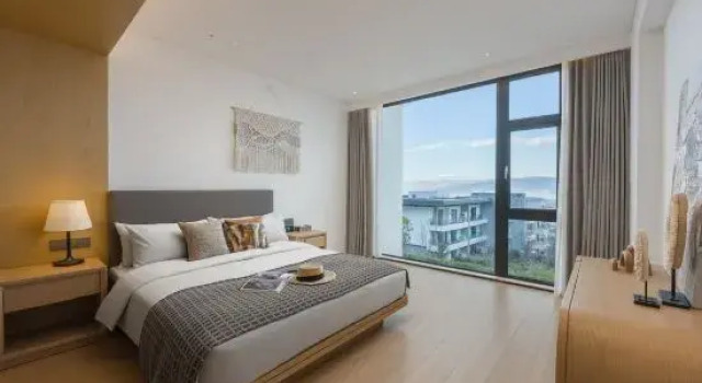 Люкс с 2 комнатами с балконом и с видом на море Dali Banshan Aidi · Suisse Place Serviced Apartment