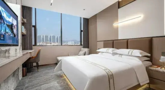 Люкс Superior Zhirong Yuexiang Hotel (Dongguan Songshan Lake Branch)
