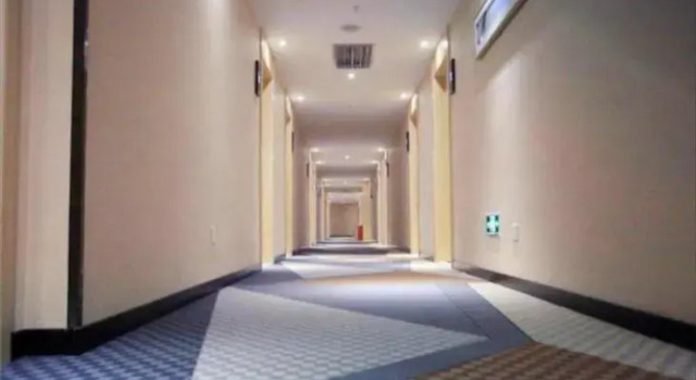 City Comfort Inn Chengdu Tianfu Square Metro Station, Boek Hotel Hotels in Chengdu met parkeren, Parkeren