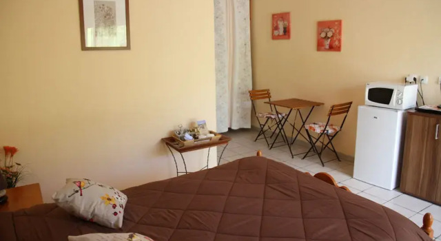 Chambres dHôtes A Marée Hôtes, Забронировать Отель Участки высадки Нормандии Нижняя Нормандия